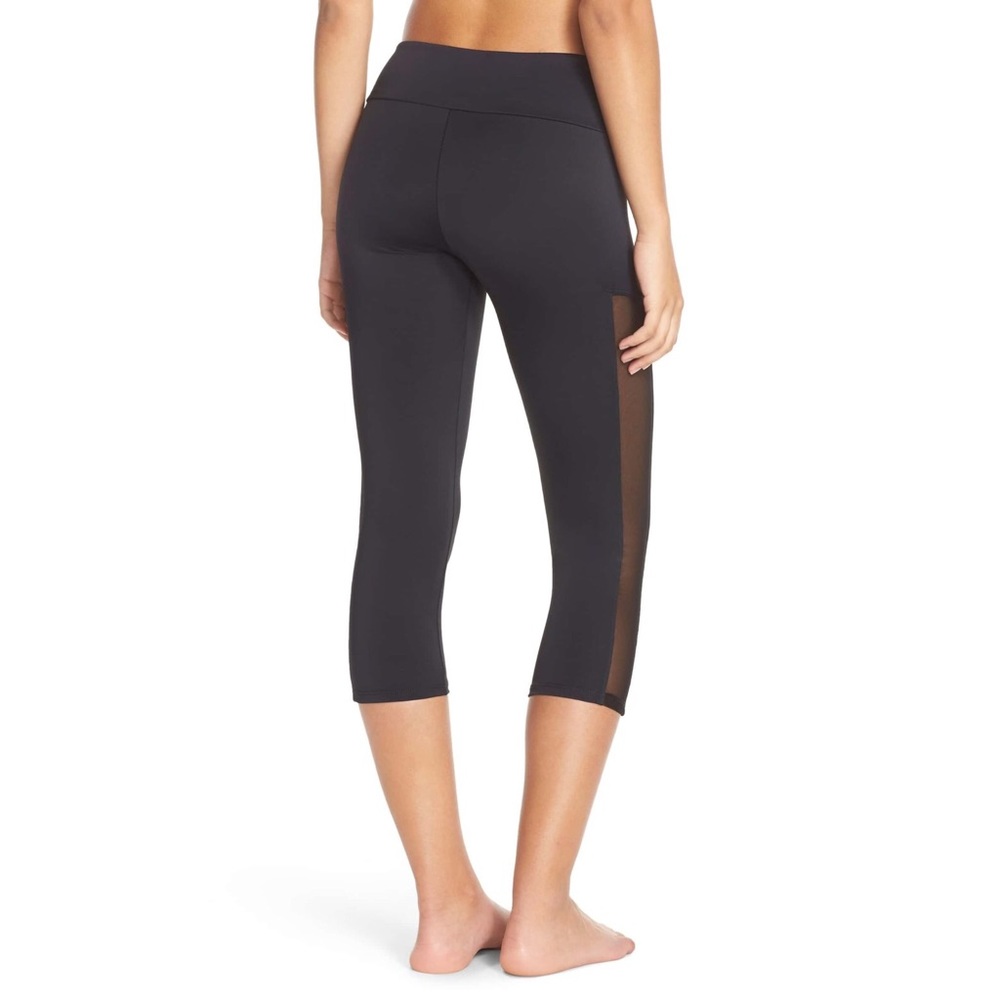 new Onzie ✦ Mesh Tuxedo Stripe ✦ Yoga Capri Cropped Pants ✦ Black Medium / Large - Picture 6 of 12